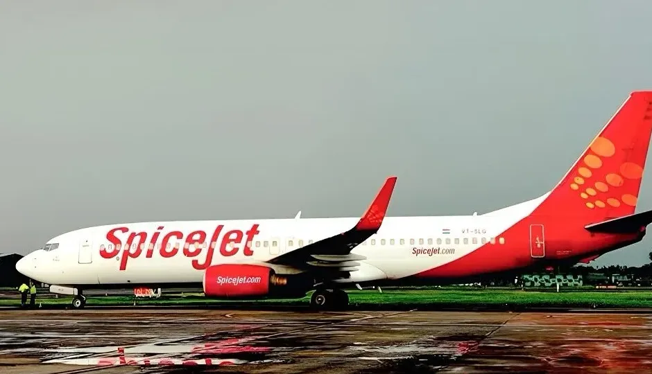 UAE से आज संचालित होंगी SpiceJet की 8 विशेष उड़ानें, कुवैत के होटल में फंसे 300 भारतीय