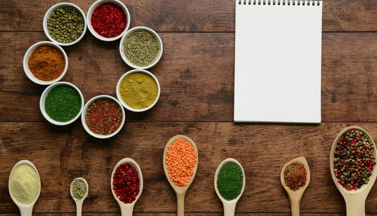 tip to keep spices running for a long time,tips to avoid spoiling the spices,spices,household tips,home decor,kitchen tips