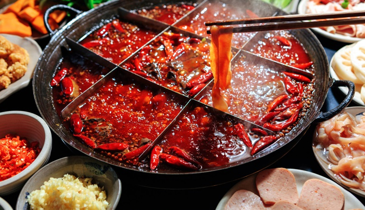 spicy dishes,spicy dishes around the world,must try spicy dishes,goan vindaloo,india,phaal curry,uk,sichuan hot pot,china,doro wat,ethiopia,griot,haiti