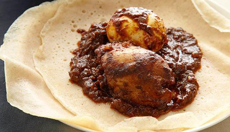 spicy dishes,spicy dishes around the world,must try spicy dishes,goan vindaloo,india,phaal curry,uk,sichuan hot pot,china,doro wat,ethiopia,griot,haiti