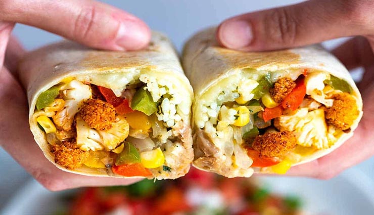 बच्चों के ब्रेकफास्ट में बनाए 'स्पाइसी गोभी रैप्स' #Recipe