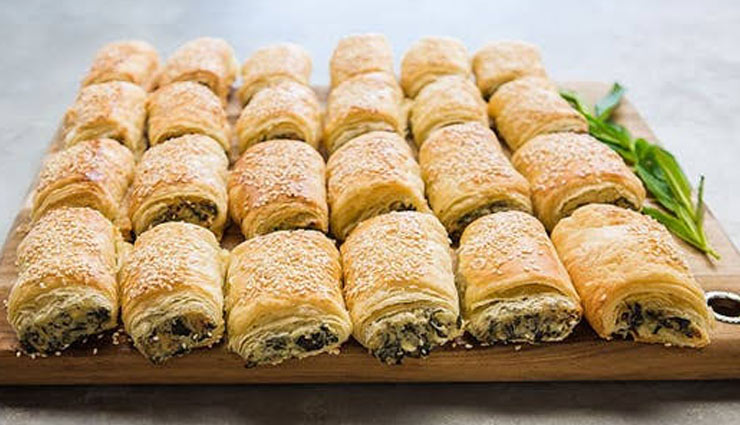 spinach and cheese rolls,rolls recipe,snacks recipe,party snacks recipe