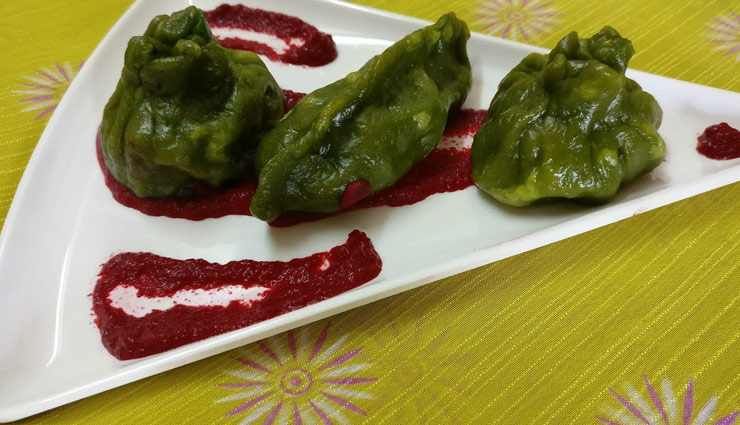 लेना चाहते है अनोखे स्वाद का मजा, बनाए पालक कॉर्न चीज मोमोज #Recipe