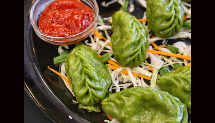 unique taste,recipe spinach corn cheese momos,recipe,momos recipe,cheese momos,spinach momos