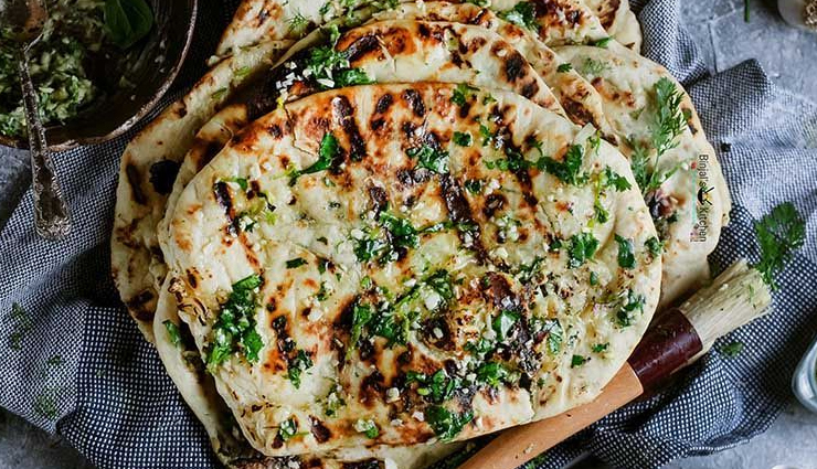 Recipe- Mouthwatering Stuffed Cheesy Spinach Naan