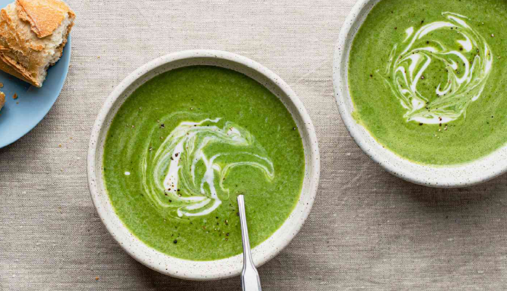 Recipe - Savoring Freshness: A Wholesome Spinach Soup to Relish