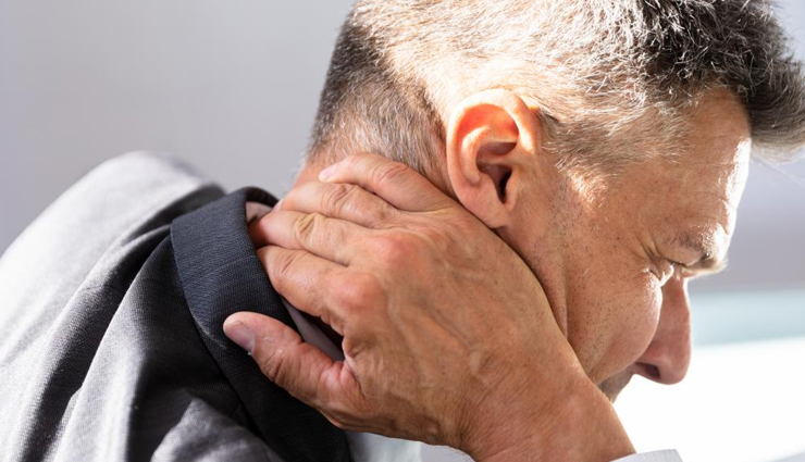 headache,types of headache,symptoms of headache,cold,running nose,muscle stiffness,fever,diarrhea,stomach pain,nausea,Health,Health tips