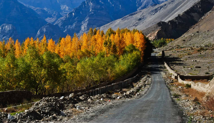 dangerous roads,dangerous roads to visit in india,india travel,travel guide,travel tips