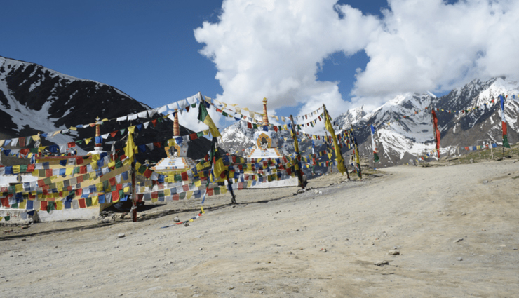 spiti valley,places to visit in spiti valley,tourist attraction in spiti valley,key monastery,chandratal lake,kunzum pass,tabo monastery,pin valley national park,kibber