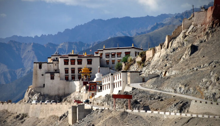 places to visit in ladakh,top destinations in ladakh,pangong lake attractions,thiksey monastery visit,magnetic hill tour,khardung la pass adventure,markha valley trekking,tso moriri lake sights,hemis national park wildlife,nubra valley travel guide,spituk gompa visit,alchi village experience,ladakh travel guide,must-see spots in ladakh,himalayan adventure ladakh