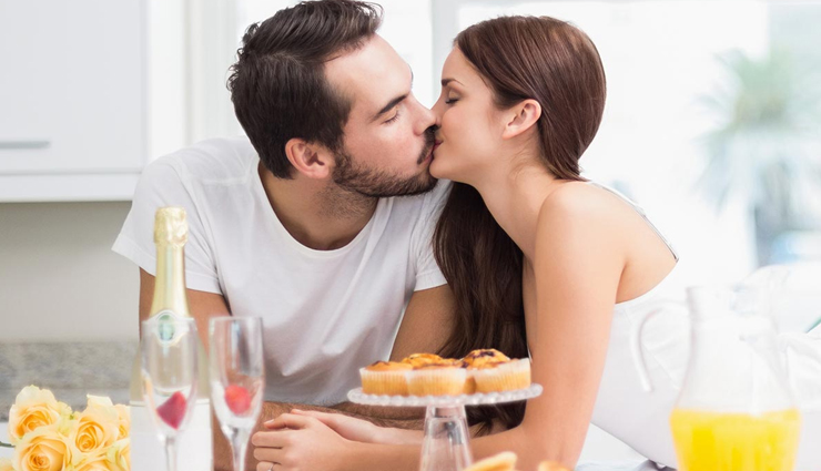 signs that tell you are in a happy marriage,mates and me,relationship tips