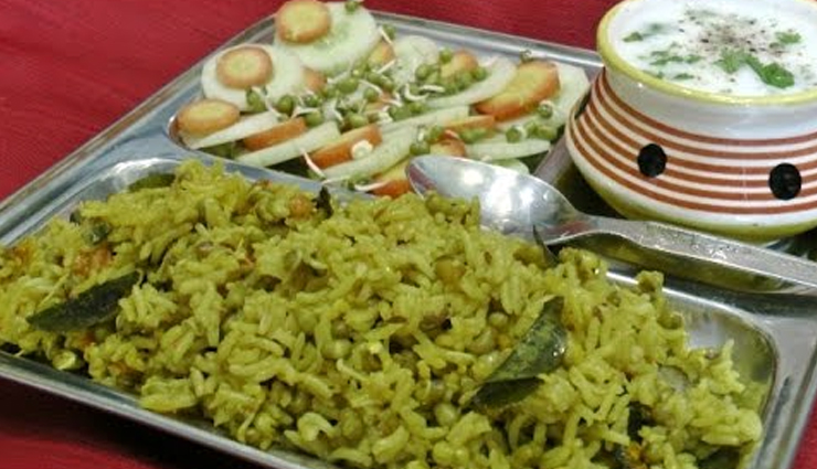 healthy recipe,bored of eating normal sprouts,try these mouth watering recipes,sprouts recipes,recipe to loose weight