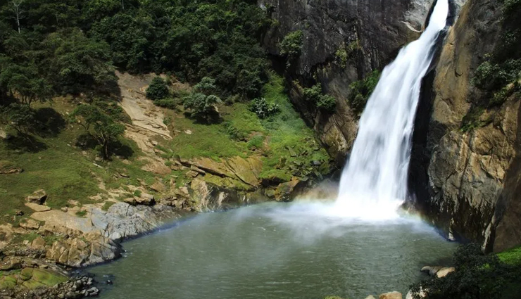 sri lanka,places to visit in sri lanka,trincomalee,wilpattu national park,dambulla cave temple,pidurangala rock,the nine arch bridge ella,dunhinda falls