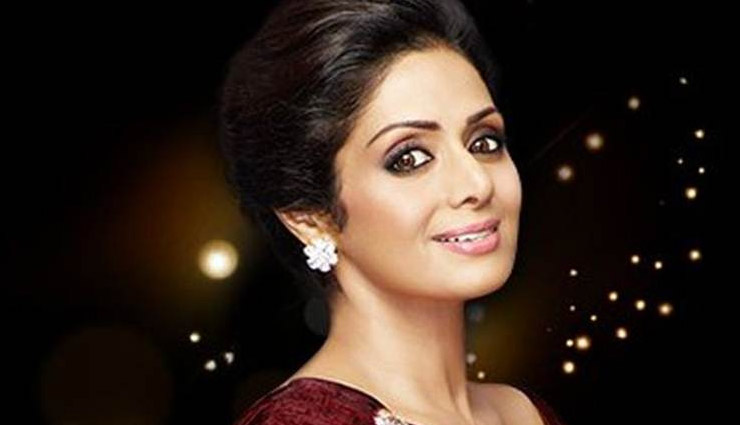 PICS- Once Again Bollywood Stars are Together, But This Time To Share Grief