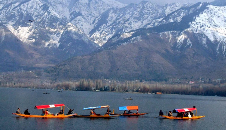 sights of jammu and kashmir,jammu and kashmir,travel,tourism,holidays,major attractions of jammu and kashmir,tourist place in jammu and kashmir