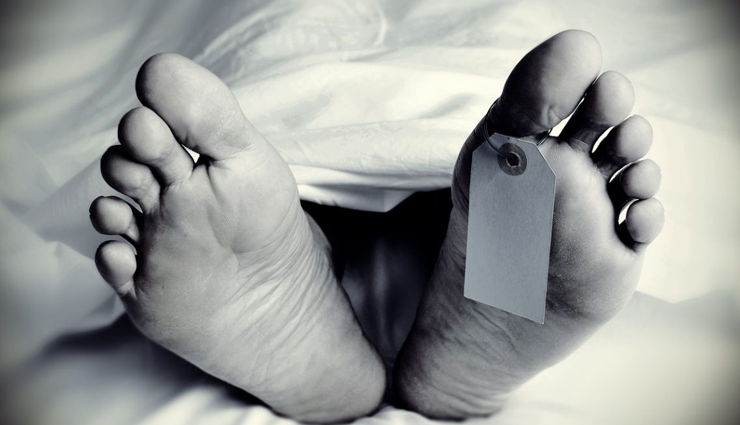 restaurant employee stabbed to death,delhi,heated argument,rajinder nagar