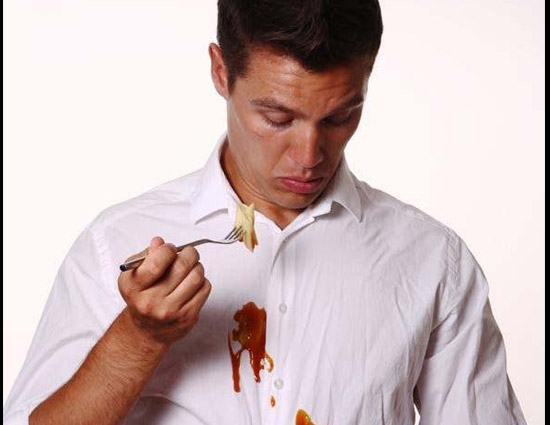 कपड़ों पर लगे जिद्दी से जिद्दी दागों से मिनटों में मिलेगा छुटकारा इन टिप्स की मदद से