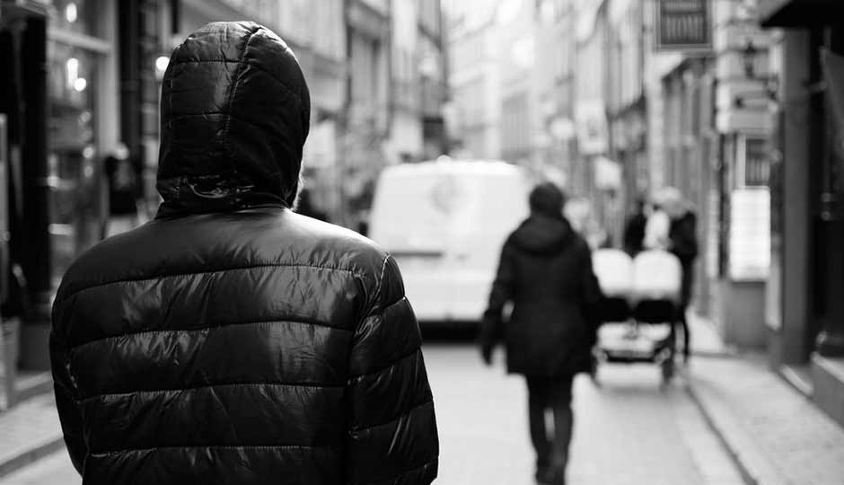 10 Real Signs of a Stalker