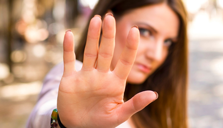 9 Ways To Stand Up For Yourself in a Relationship
