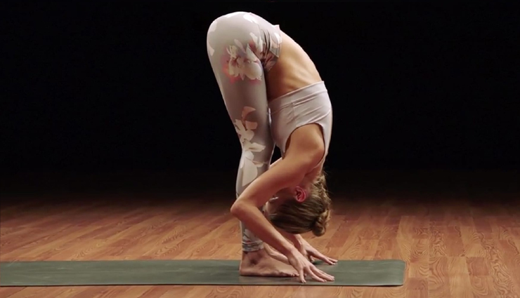 yoga,yoga poses,healthy yoga poses,best yoga poses,sitting desk yoga,Health,Health tips