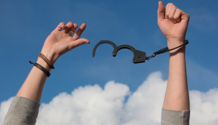 why relationships fail,reasons for relationship breakup,causes of relationship failure,emotional disconnect in relationships,infidelity in marriage,relationship challenges,relationship ending reasons,marriage problems,relationship advice,relationship struggles