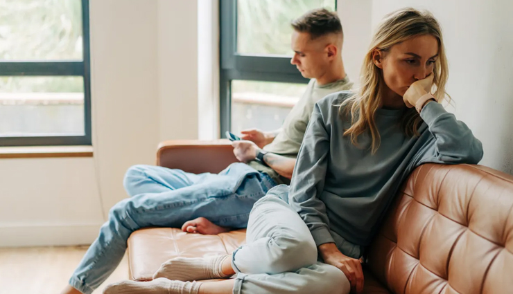 stashing in relationships,signs of stashing,stashing behavior in dating,being stashed in a relationship,relationship stashing signs,hidden relationship,partner hiding you,stashing dating trend,lovebombing and stashing,social media stashing signs,public outings and stashing,hidden dating behavior,commitment issues in dating,stashing and relationship commitment,relationship secrecy signs,dealing with stashing in dating