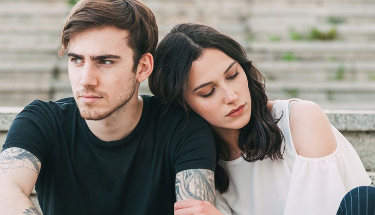 stashing in relationships,signs of stashing,stashing behavior in dating,being stashed in a relationship,relationship stashing signs,hidden relationship,partner hiding you,stashing dating trend,lovebombing and stashing,social media stashing signs,public outings and stashing,hidden dating behavior,commitment issues in dating,stashing and relationship commitment,relationship secrecy signs,dealing with stashing in dating