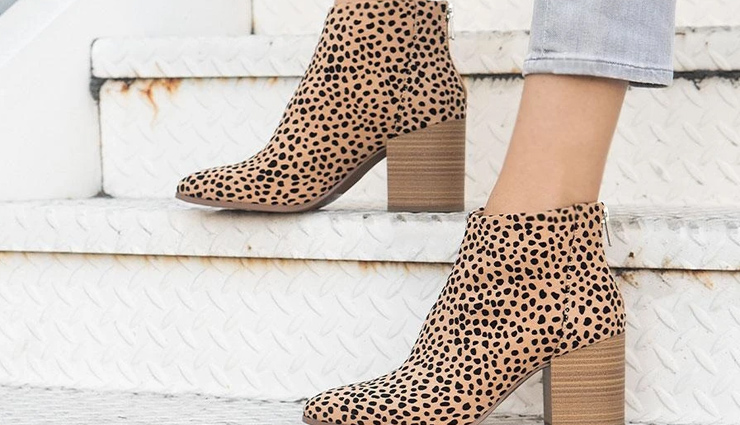 footwear every girls should have in her closet,types of footwear,fashion trends,fashion tips