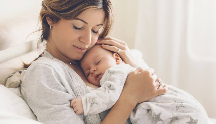 postpartum tips,staying positive after childbirth,maintaining a positive mindset postpartum,ways to stay positive after having a baby,positivity tips for new moms,staying optimistic postpartum,how to stay positive during the postpartum period,tips for a positive postpartum experience