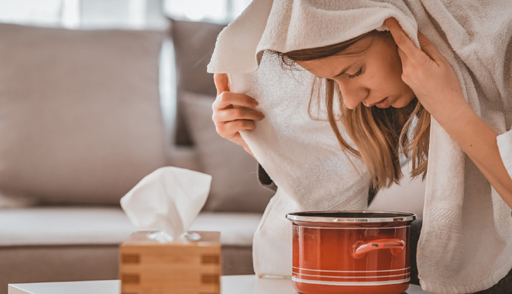 common cold,cold remedies,cold is a virus,home remedies to treat cold,runny nose,cough,nasal congestion,sore throat,sneezing,watery eyes,mild headache,mild fatigue,body aches,and fever,heath,Health tips