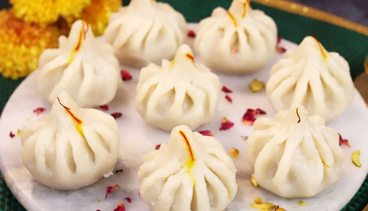ganesh chaturthi modak recipes,types of modak for ganesh chaturthi,ukadiche modak recipe,fried modak recipe,chocolate modak recipe,dry fruit modak recipe,mawa modak recipe,traditional ganesh chaturthi sweets,modak varieties,maharashtrian modak recipes