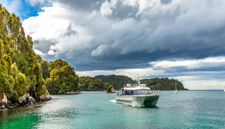 new zealand,places to explore in new zealand,13 places to explore in new zealand,holidays,travel,travel tips