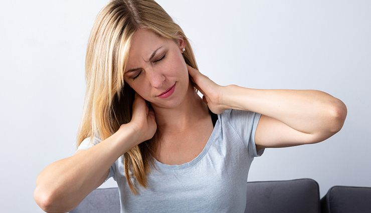5 Effective Remedies To Treat Stiff Neck
