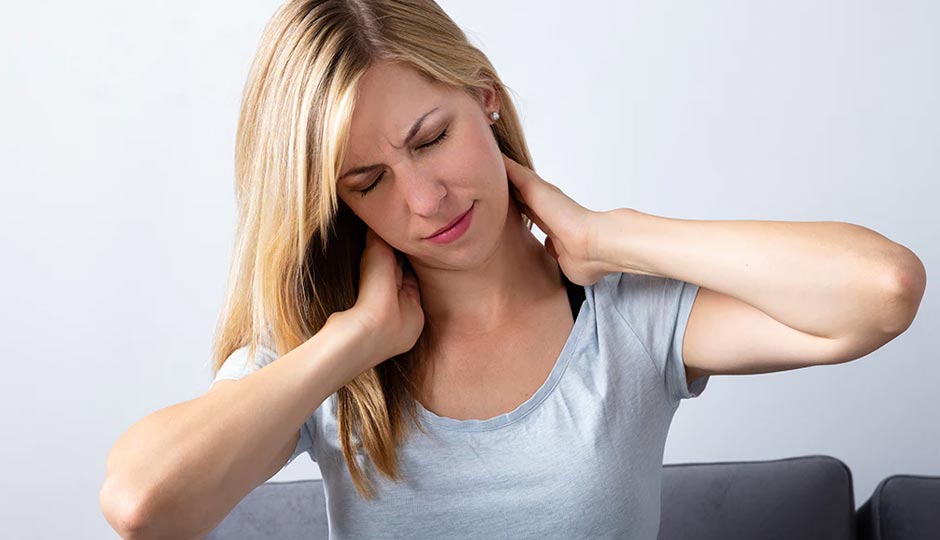 10 Must Try Home Remedies To Treat Stiff Neck
