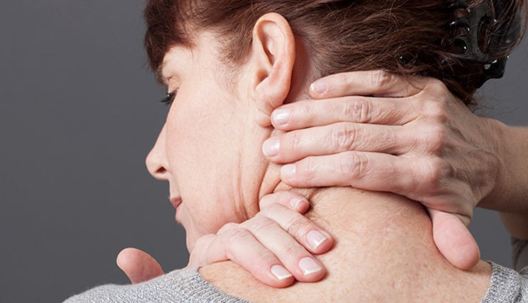 stiff neck,home remedies for stiff neck,Health tips,fitness tips,neck care tips