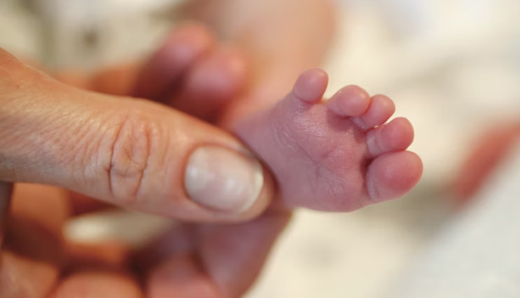 गर्भावस्था के दौरान माँ का मोटापा बच्चे और माँ दोनों के लिए नुकसानदायक, हो सकती है भ्रूण की मृत्यु या डायबिटीज weight gain during pregnancy risks,risks of excessive weight gain in pregnancy,pregnancy weight gain and health risks,healthy weight gain during pregnancy,complications of excessive weight gain in pregnancy,dangers of gaining too much weight during pregnancy,pregnancy weight gain and maternal health,managing weight gain for a healthy pregnancy,risks of inadequate weight gain in pregnancy,importance of balanced weight gain during pregnancy