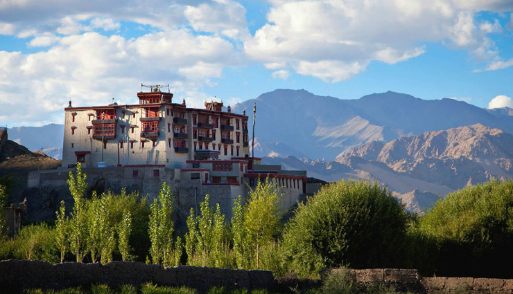 travel places,ladakh places,beautiful places
