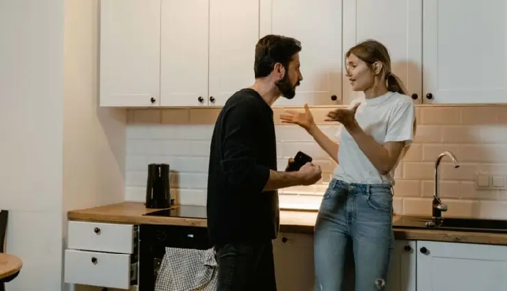 10 Ways To Stop Fighting in a Relationship