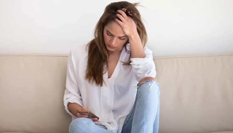 texting dynamics,what happens when you stop texting first,relationships and communication,texting etiquette changes,impact of not initiating texts,communication patterns in dating,social dynamics without texting first,effects of letting others text first,texting habits in relationships,relationship communication shifts