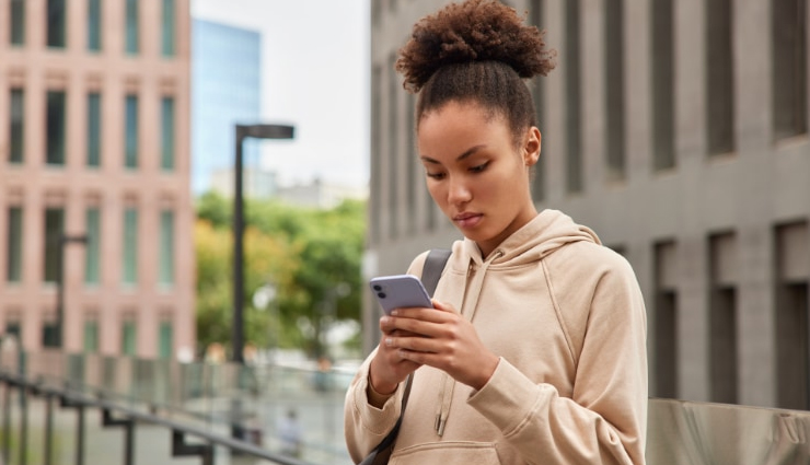 knowing when to stop texting a guy,signs to stop texting a guy,when to end texting with a guy,tips for knowing when to stop messaging a guy,red flags to stop texting a guy,setting boundaries with texting a guy,recognizing when communication has run its course with a guy,knowing when to move on from texting a guy,when to give up on texting with a guy,understanding when it is time to stop texting a guy