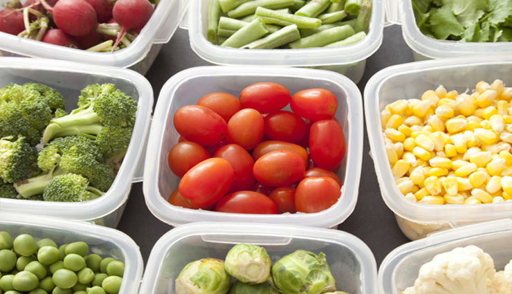 storing vegetables,tips to store vegetables,household tips,home decor tips,keeping veggies fresh ,हाउसहोल्ड टिप्स, होम डेकोर टिप्स, सब्जियों को ज्यादा देर तक कैसे स्टोर करें 