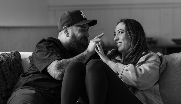 storytelling in relationships,relationship bonding through stories,emotional connection in relationships,couples storytelling benefits,power of storytelling in love,strengthen relationship bond,communication in relationships,relationship advice,deepen intimacy with storytelling,how storytelling helps couples