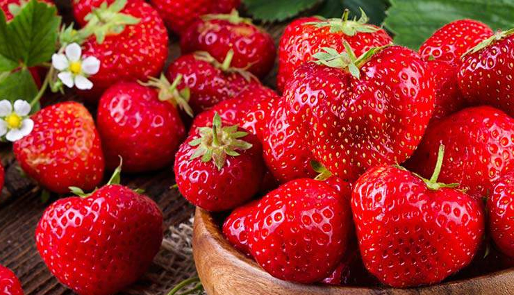 vitamin c foods,include in diet,top 21,rich in vitamin c,immune system,healthy skin,antioxidant,foods with vitamin c,boost health,vitamin c-rich diet,immune-boosting foods,natural antioxidants,vitamin c sources,nutritious foods,best vitamin c foods,vitamin c-rich fruits,vitamin c-rich vegetables