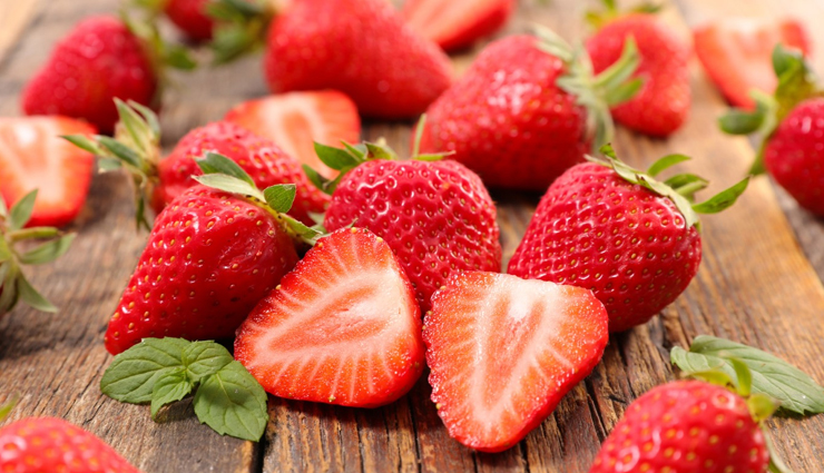 strawberry colada smoothie,strawberry colada smoothie recipe,smoothe recipe,strawberry recipe,strawberry benefits,summer recipe