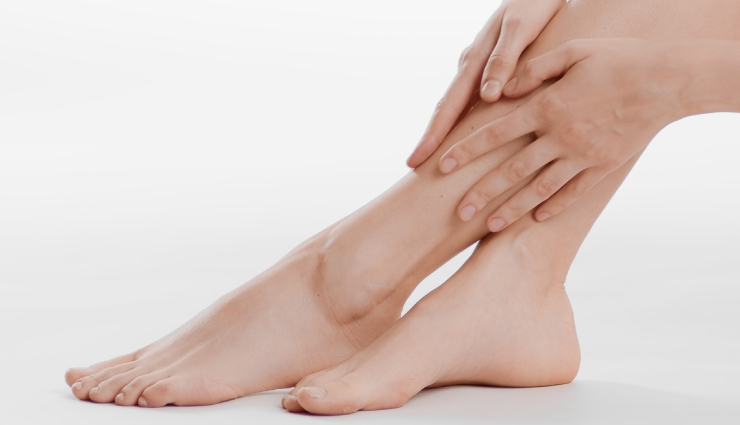 strawberry legs,home remedies for strawberry legs,how to treat strawberry legs,natural treatments for strawberry legs,remove strawberry legs,get rid of dark pores on legs,smooth legs remedies,clogged pores legs treatment,strawberry skin cure,shaving bumps legs,ingrown hairs on legs,diy strawberry legs remedies