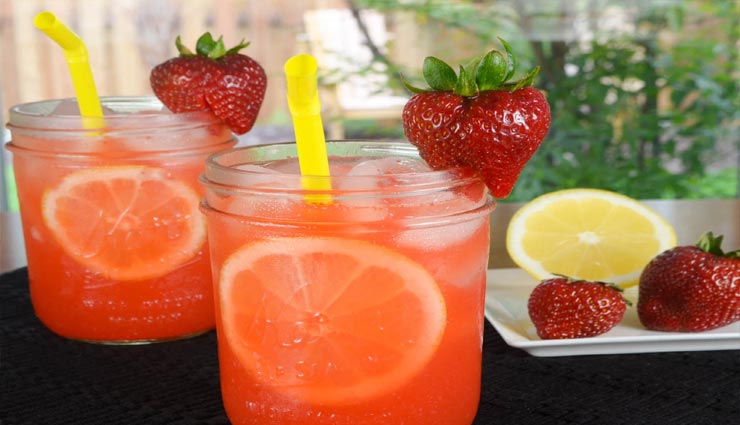 लॉकडाउन रेसिपी : इस अनोखे अंदाज से बनाए स्ट्रॉबेरी नींबू पानी