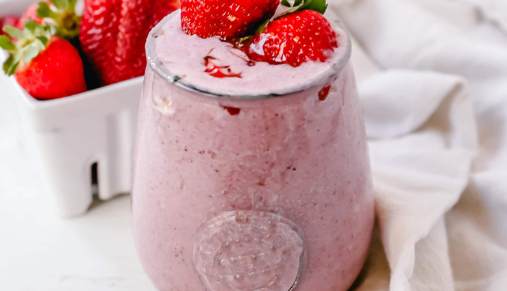 strawberry banana smoothie,strawberry banana smoothie recipe,hunger struck,food