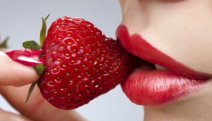 beauty benefits of strawberries,beauty tips,beauty hacks,facial benefits of strawberries,what are the beauty benefits of strawberries,beauty benefits of eating strawberries,benefits of strawberry for beauty,benefits of strawberry for skin,strawberries for skin,skin care tips