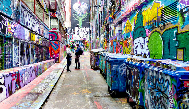 australia travel experiences,must-visit attractions australia,tourist destinations australia,exciting things to do australia,sydney tourist spots,melbourne cultural scene,pink lake australia,wildlife encounters australia,great barrier reef adventures,skydiving in australia