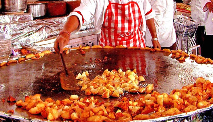 5 Places To Enjoy Street Food in Jaipur